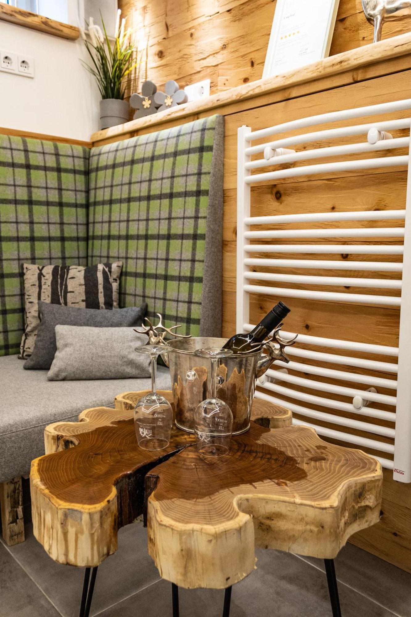 Ferienwohnung Im Usseltal - Zirben Spa - Monheimer Alb - Altmuehltal - Familie Geyer Daiting Monheim  Extérieur photo